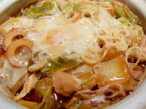 【親鶏出汁】鍋焼きラーメン